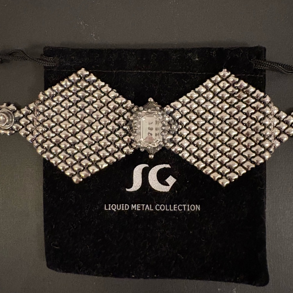 Sergio Gutierrez Liquid Metal Bracelet w/ Swarovski Crystal & orig. bag. NWOT.